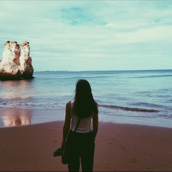 Meet your Posher, Allison - Picture 1 of 1